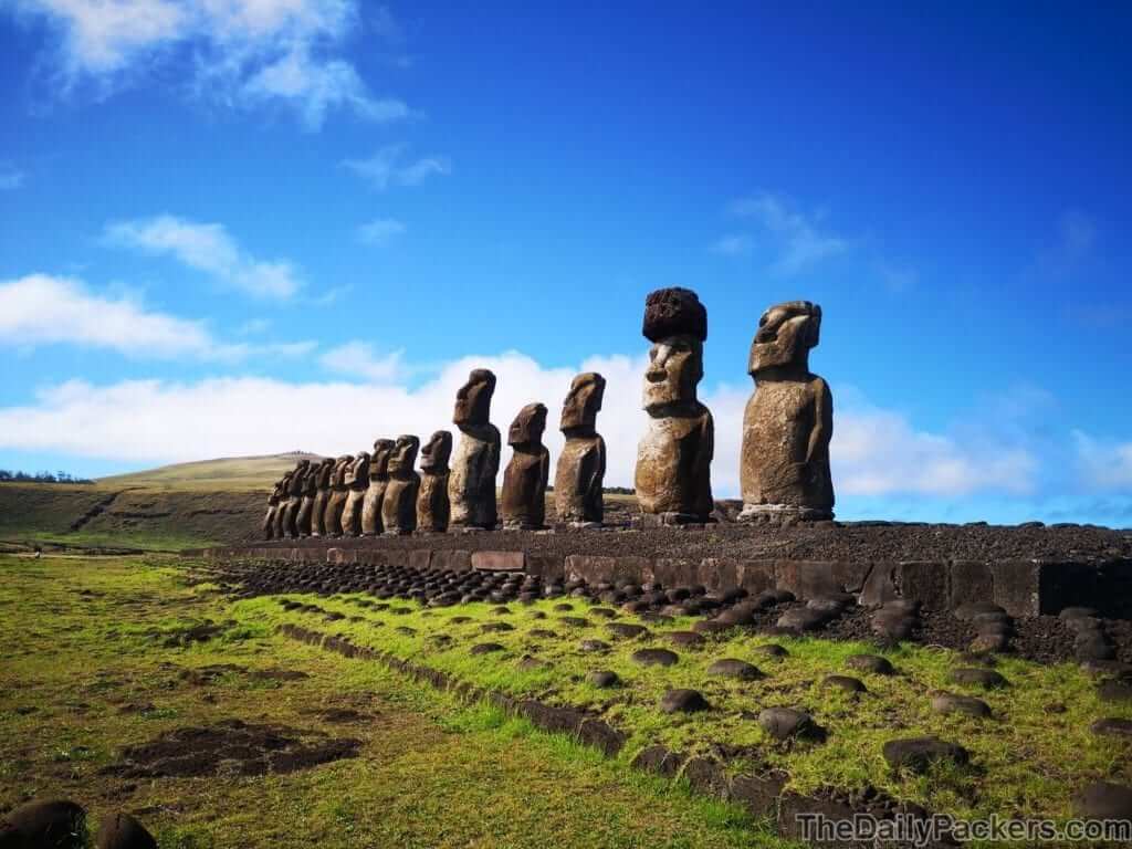 Easter Island - Road trip - ahu tongariki - 15 Moais Entrance
