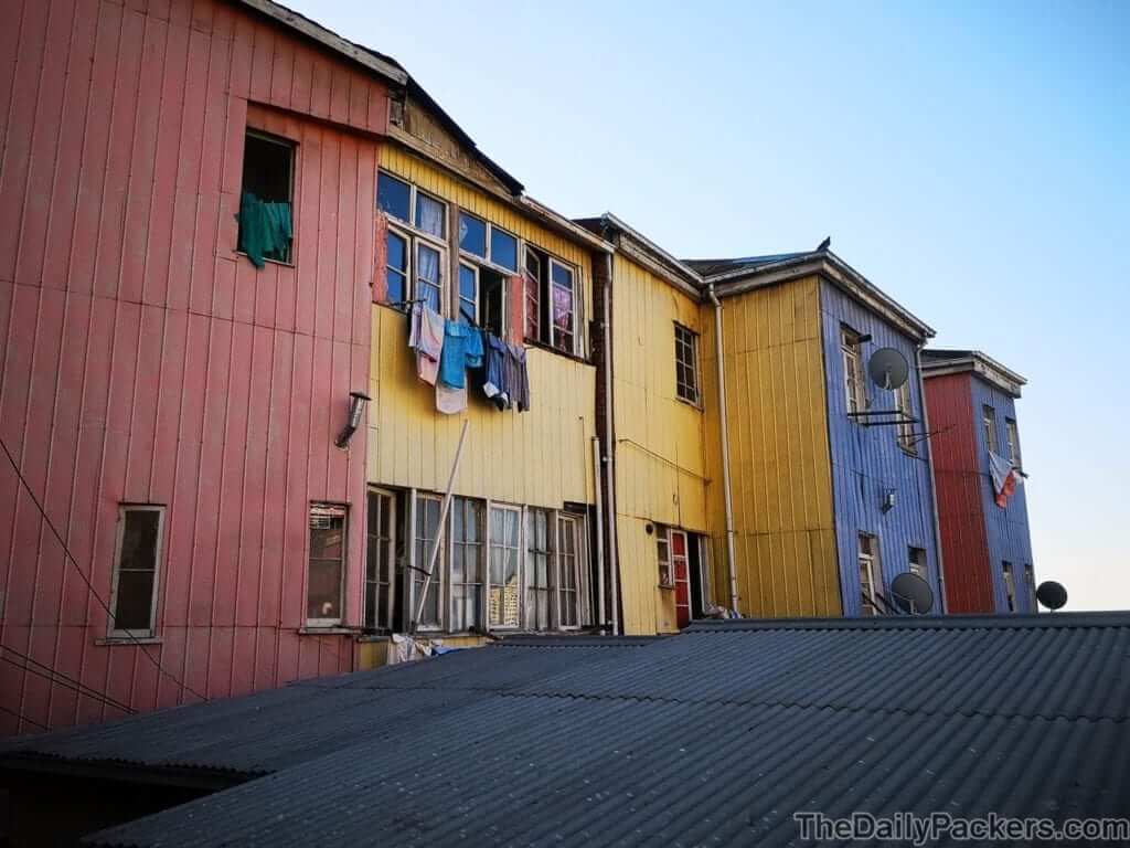 Colored house in Valparaiso/Valpo