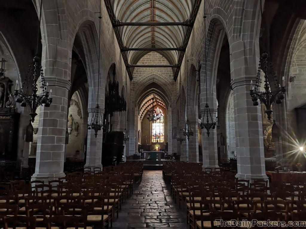 Notre Dame de Vitré inside
