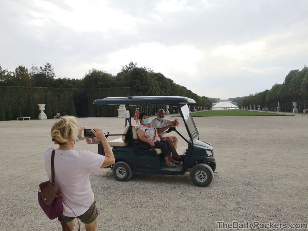 Voiture électrique au jardin de Versailles