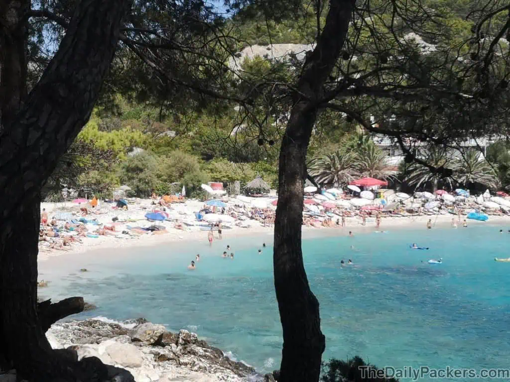 Plage de Pokonji dol