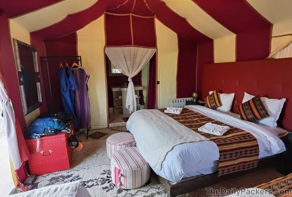 Camp de luxe dans le désert du Sahara