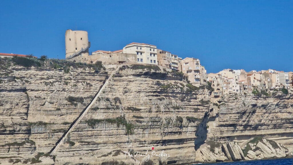Escalier du roi d'Aragon depuis la mer