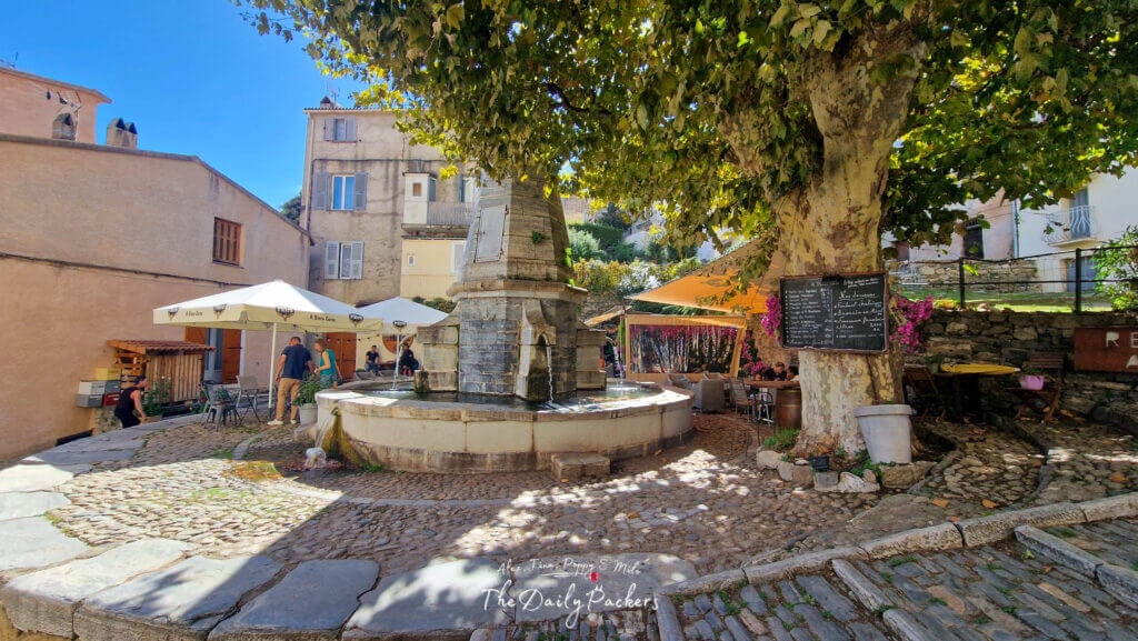 Four Canons Fountain