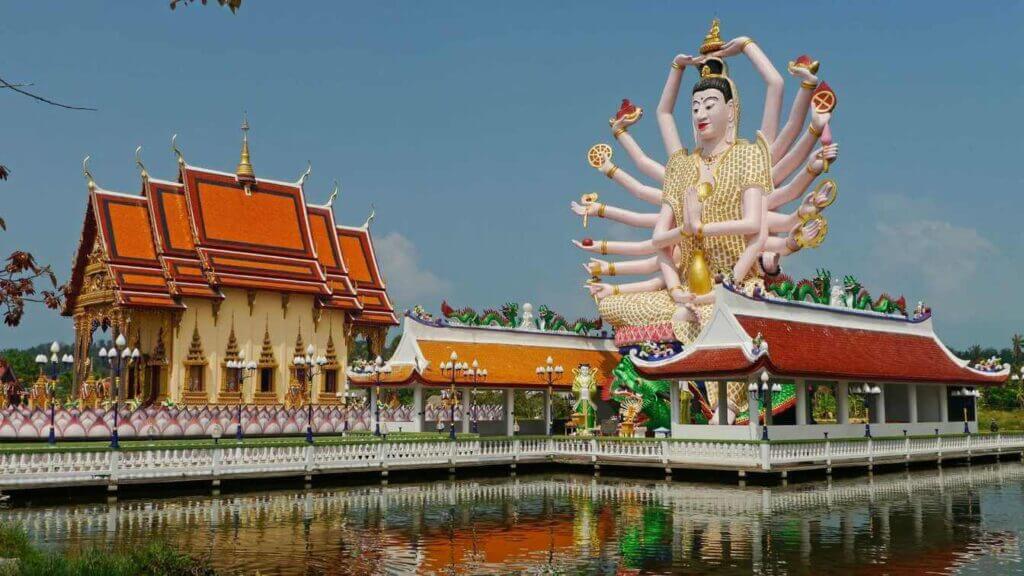 Colorful temple complex at Wat Plai Laem