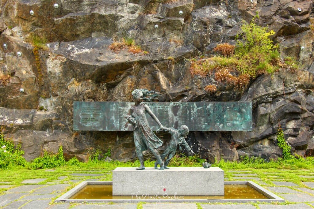 Statue commémorative en l'honneur des victimes de la catastrophe du Scandinavian Star à Oslo