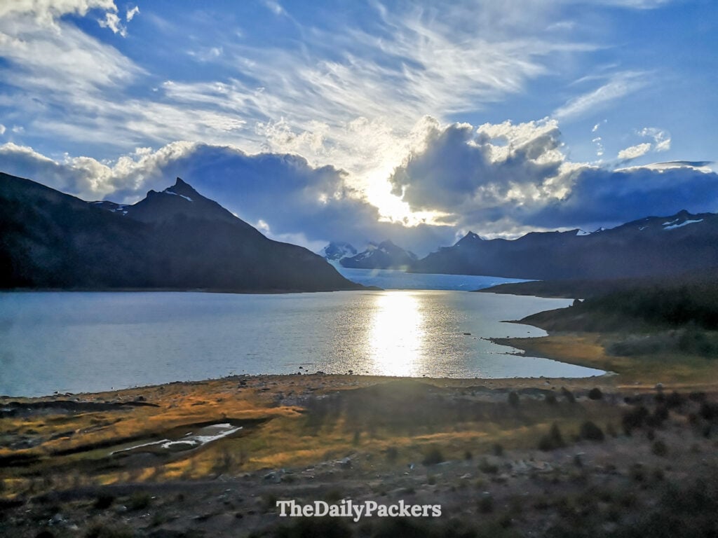 Coucher de soleil sur le lac Argentino